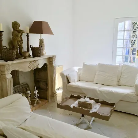 La Colline Des Oliviers Guest house Cannes-et-Clairan
